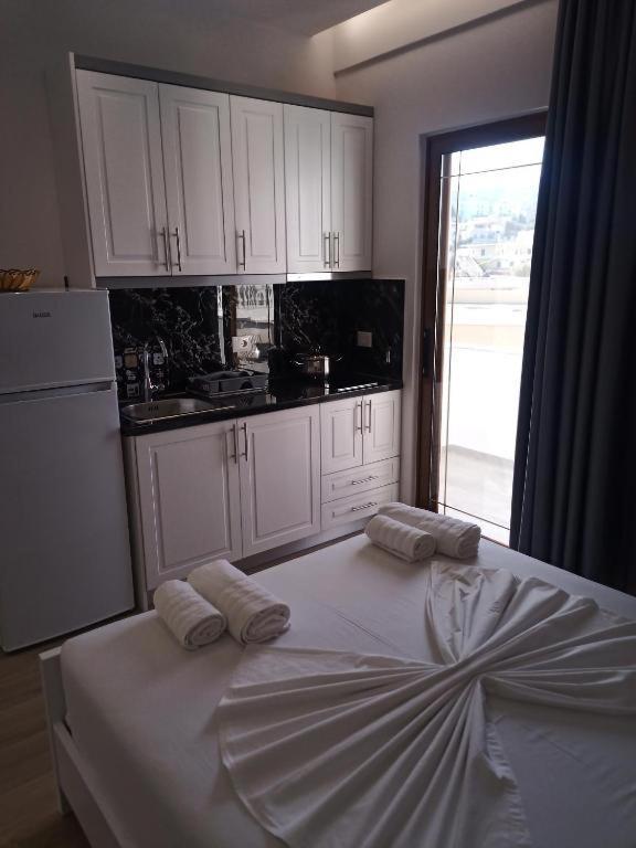 Hotel Opolonia Ксамил Экстерьер фото