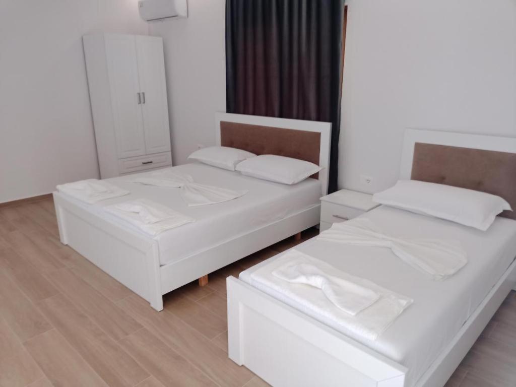 Hotel Opolonia Ксамил Экстерьер фото