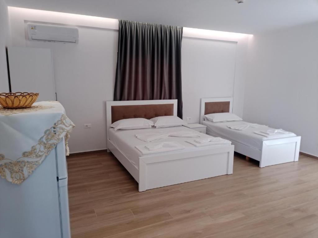 Hotel Opolonia Ксамил Экстерьер фото
